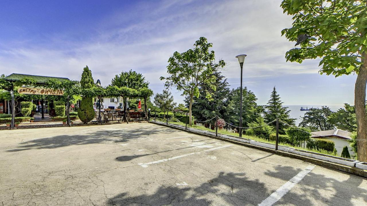 Complex Fichoza Hotel Varna Exterior photo