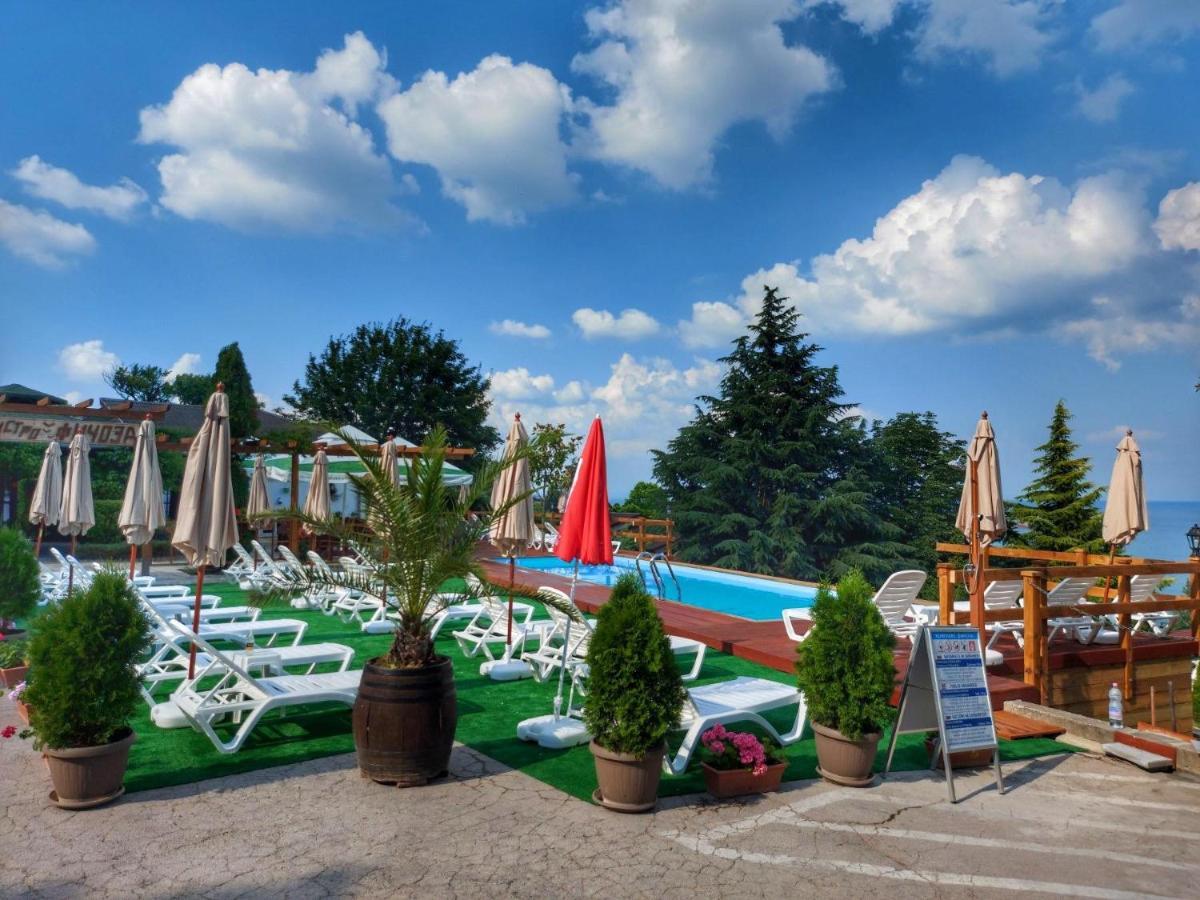 Complex Fichoza Hotel Varna Exterior photo