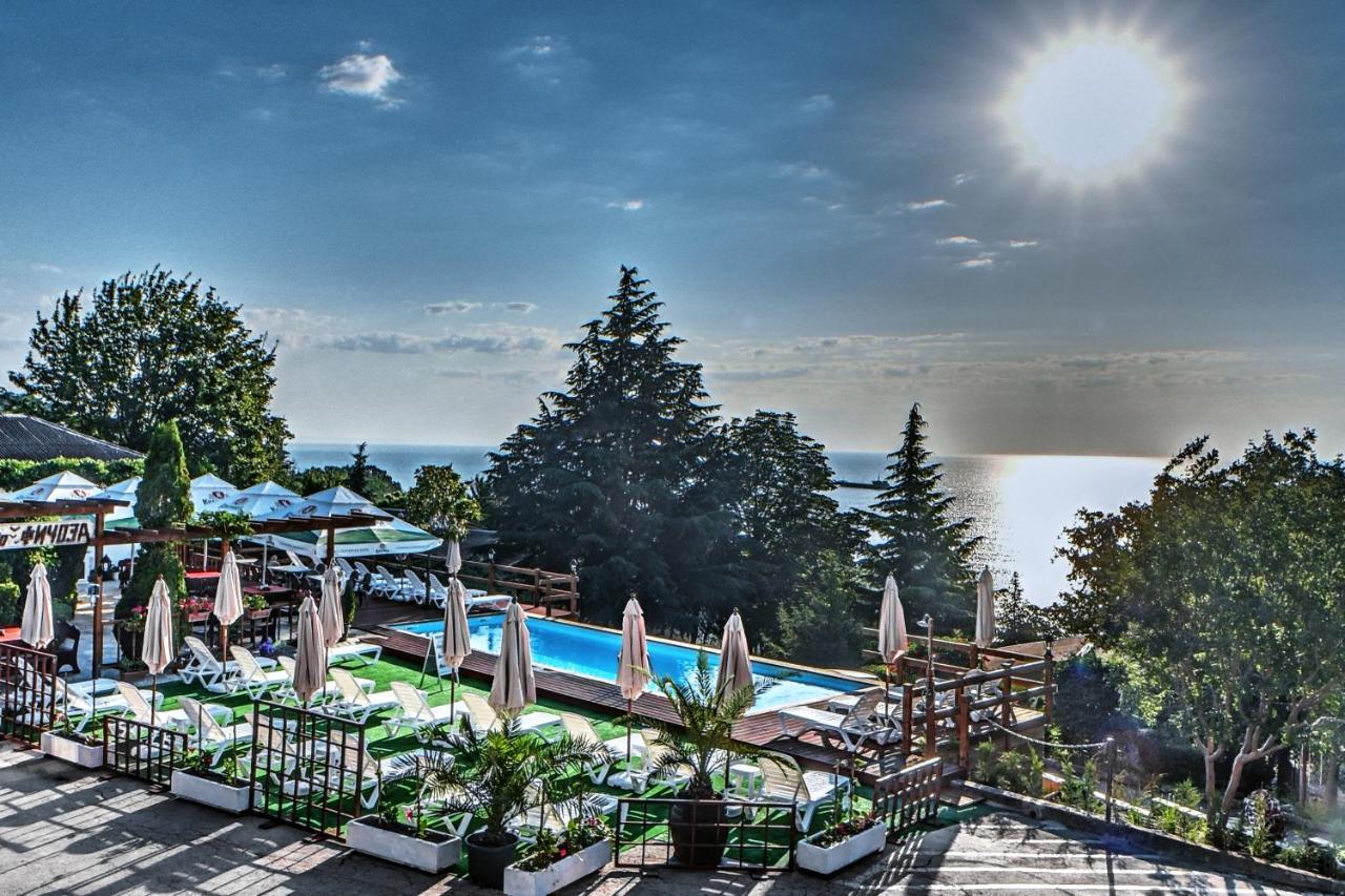 Complex Fichoza Hotel Varna Exterior photo