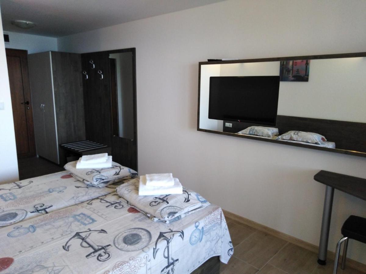 Complex Fichoza Hotel Varna Exterior photo